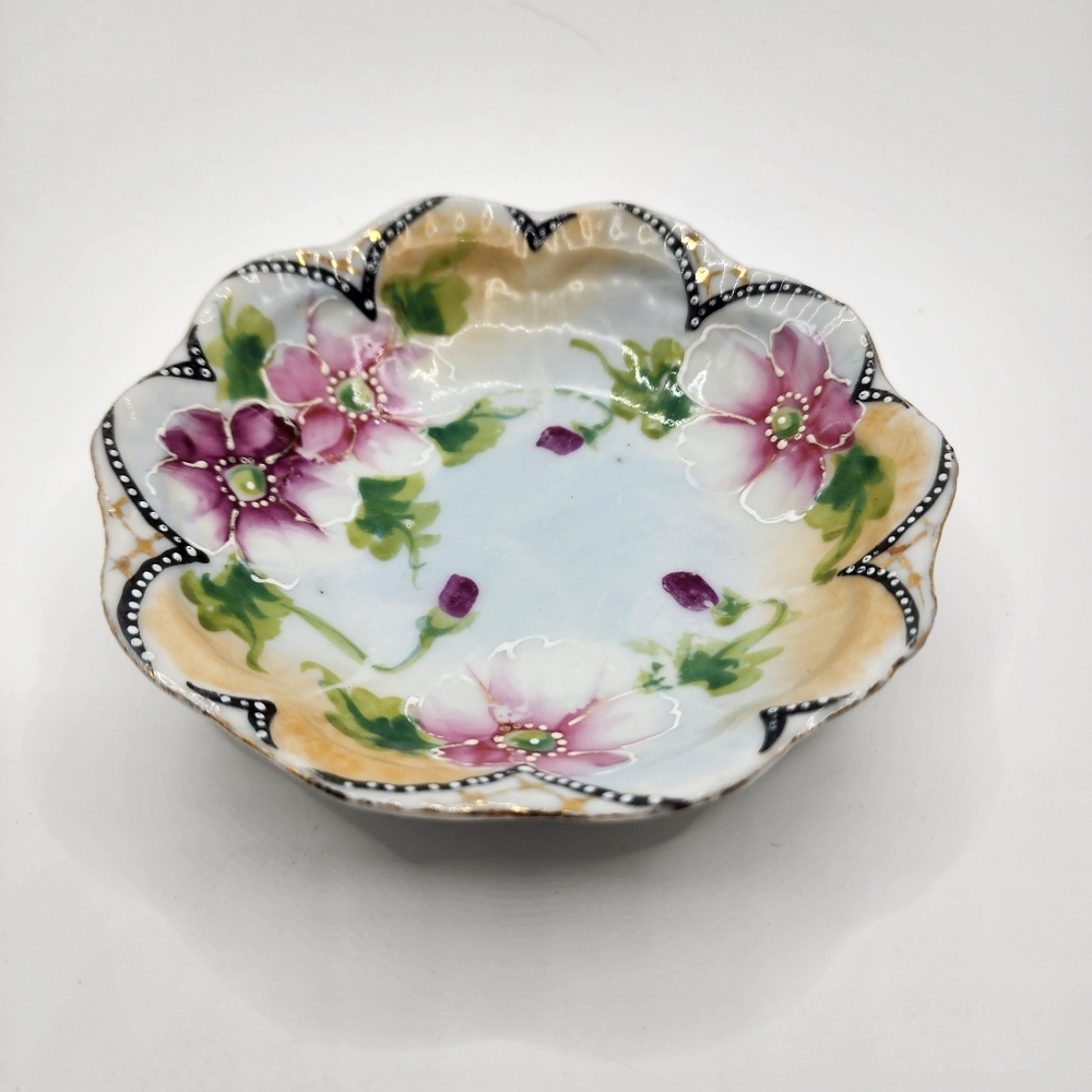 Antique Hand-Painted Nippon Porcelain Berry Bowl